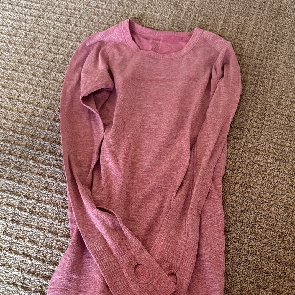 Lululemon Athletica Pink Sparkly swiftly tech long sleeve.
